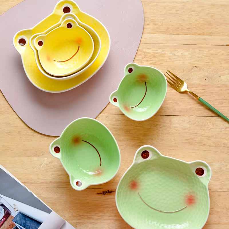 Ensemble de bols et assiettes en céramique de dessin animé japonais pour enfants