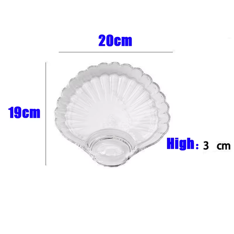 Assiette transparente en forme de coquille