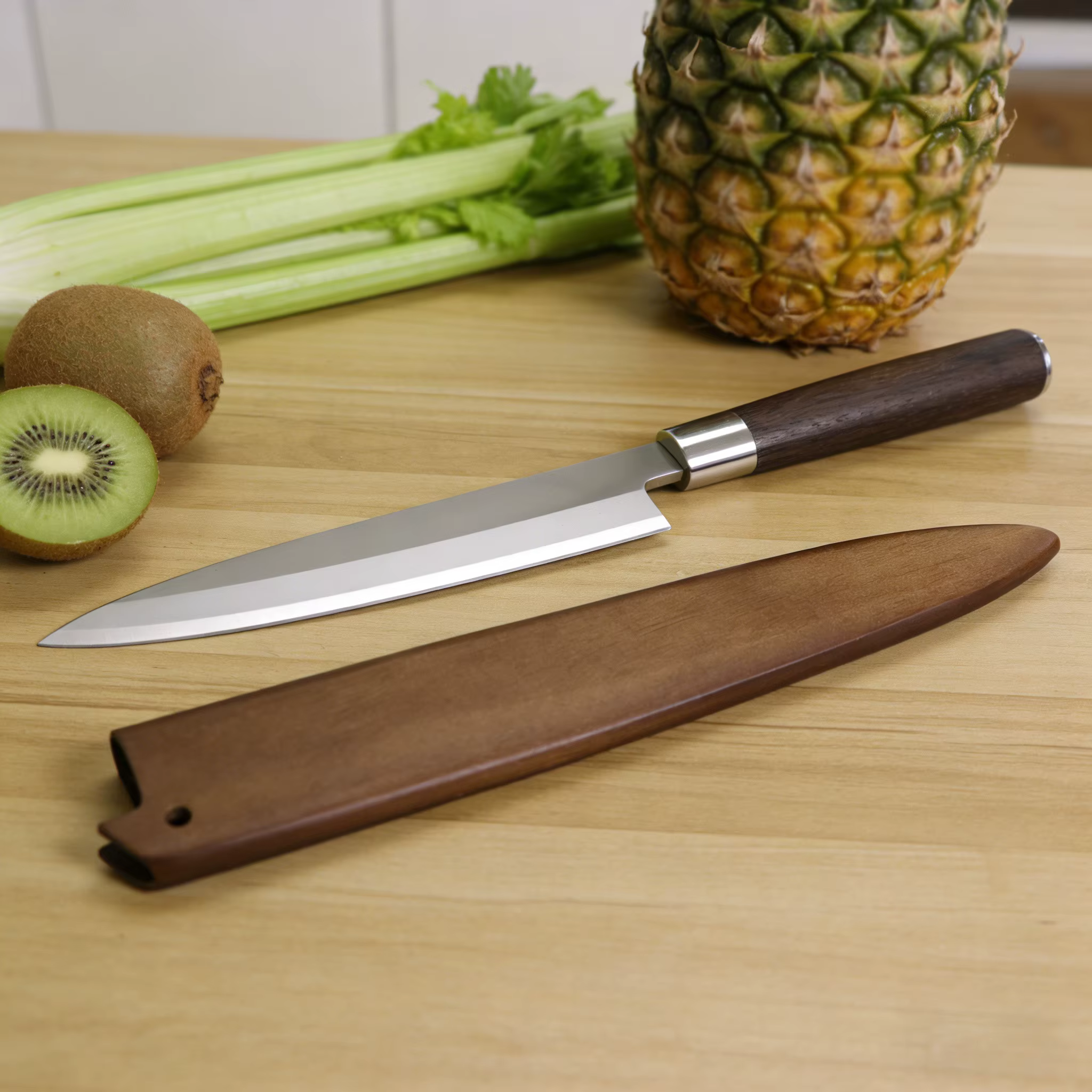 Gaine de couteau en bois