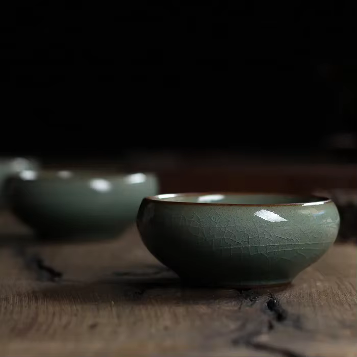 Tasse à thé et soucoupe chinoise en porcelaine céladon Longquan