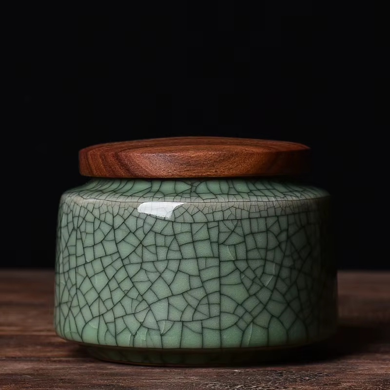 Pot à thé en céramique exquis