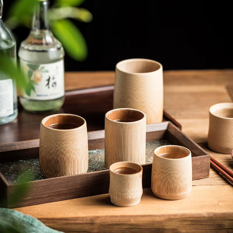 Tasse en bambou naturelle sculptée