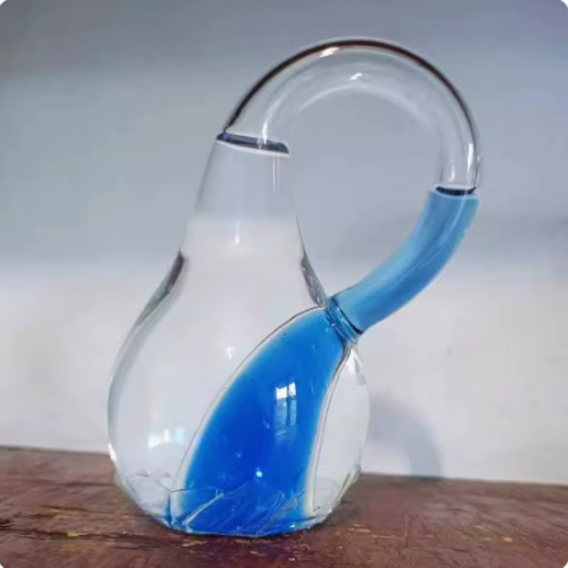 Bouteilles Klein décoratives en verre transparent pour salon