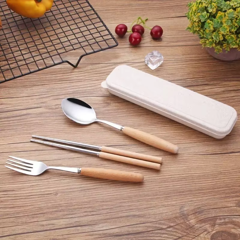 Ensemble de vaisselle en acier inoxydable avec manche en bois