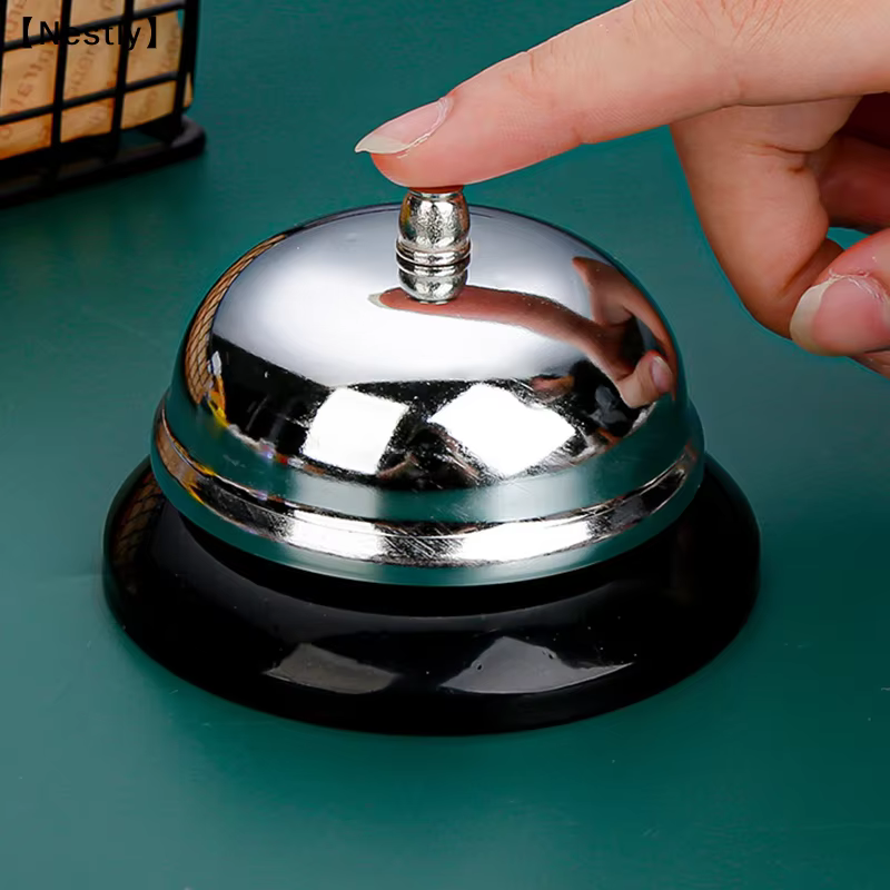 Cloche de service vintage en métal