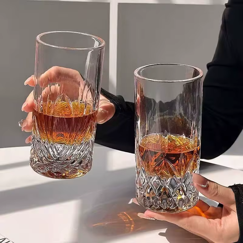Verre à cocktail créatif