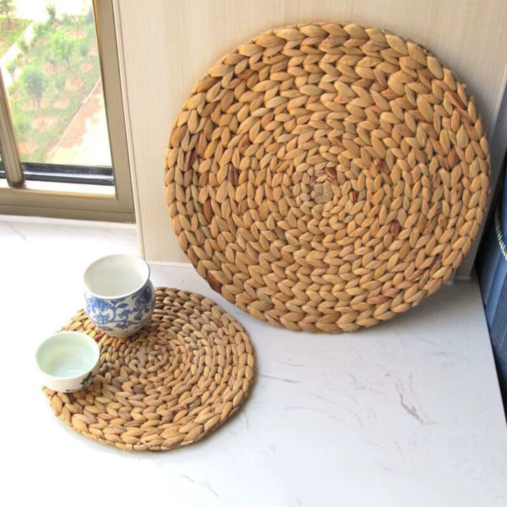 Sets de Table Tissés en Rotin et Paille Naturelle