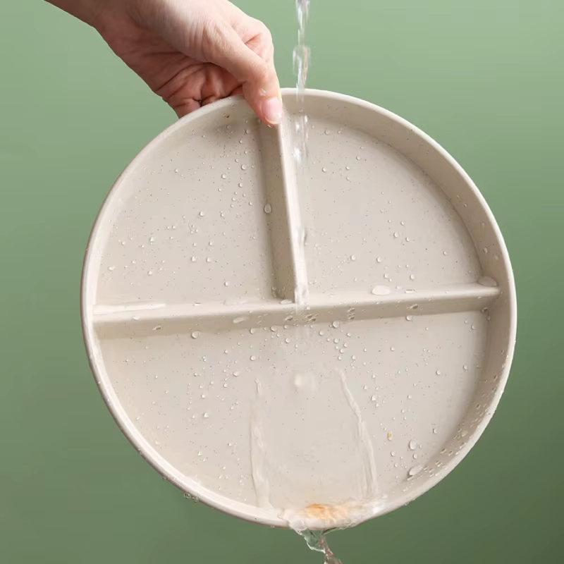 Assiette de petit-déjeuner divisée en 3 compartiments