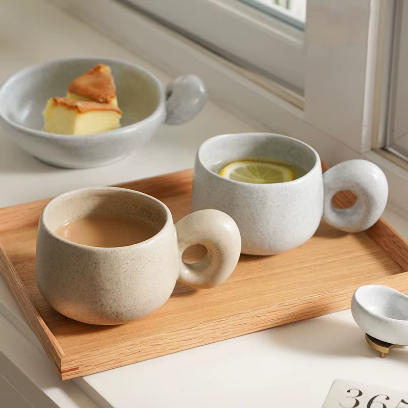 Tasse à café rétro en grès japonais