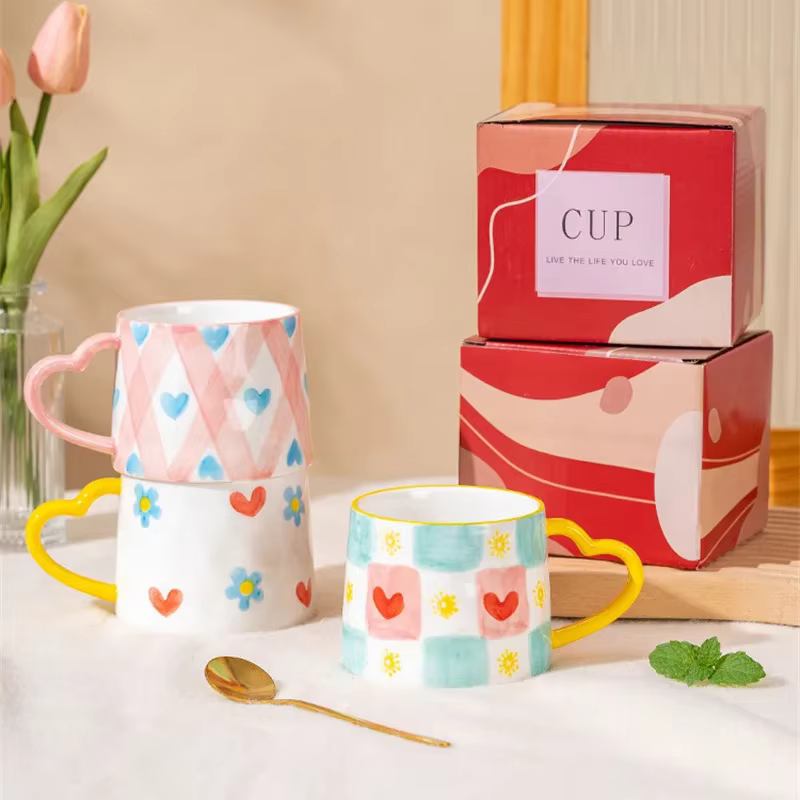 Tasse à café créative peinte à la main