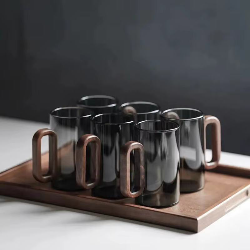 Tasses à thé en verre borosilicate haute résistance à couche unique avec poignée en bois gris fumé