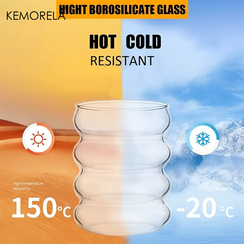 1/2 tasses à café en verre avec pailles