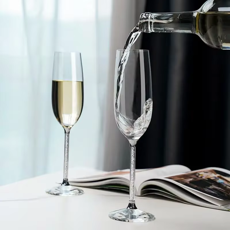 Ensemble de tasses à Champagne en cristal de diamant européen