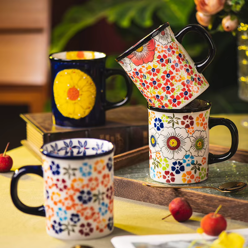 Tasse en céramique Vintage à la main fleur