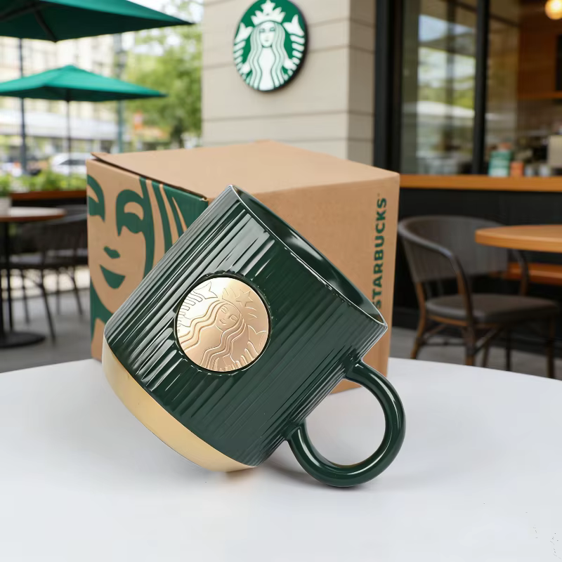 Mug Starbucks rétro à rayures vertes