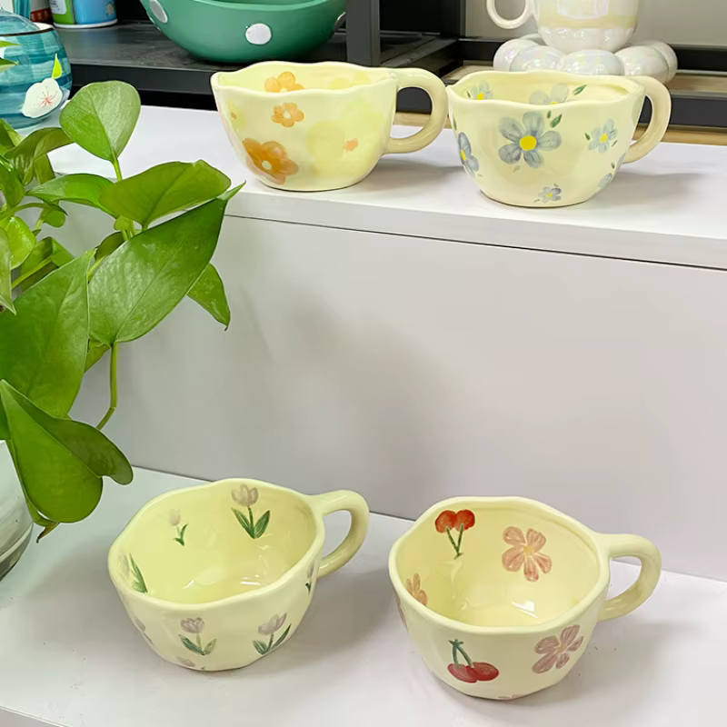 Tasses en céramique fleur irrégulière