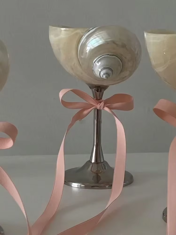 Verres à Champagne à pieds hauts sculptés à la main