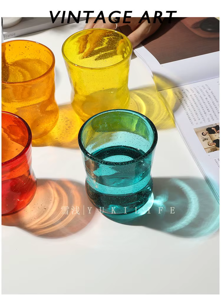 Verre à café en verre coloré