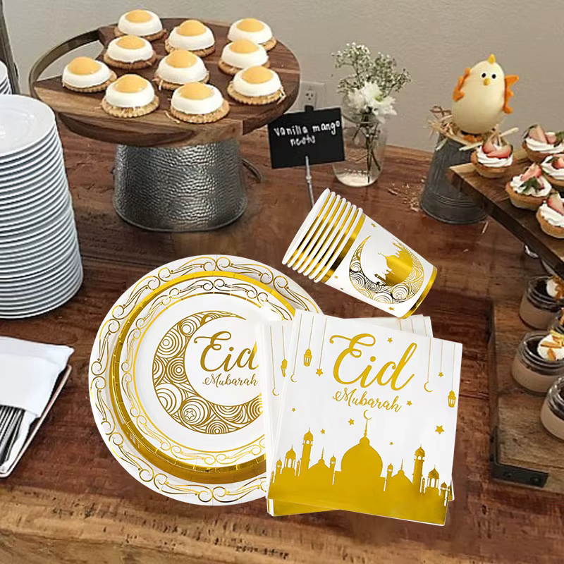 Vaisselle jetable en or blanc pour l'Eid Mubarak