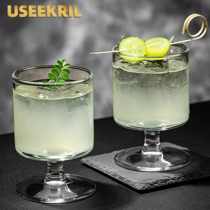 Gobelet en verre droit transparent
