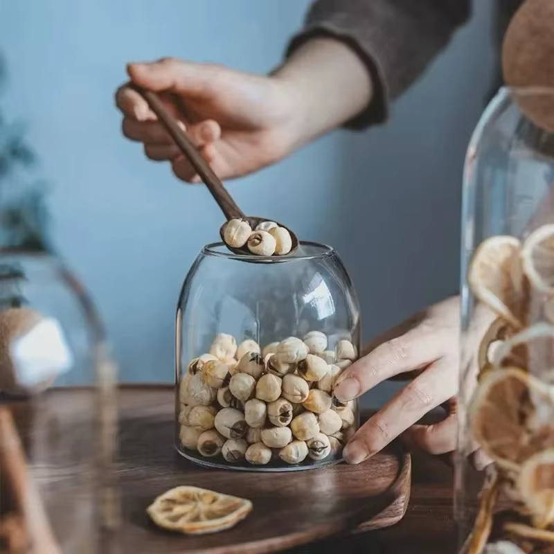 Pot de rangement en verre