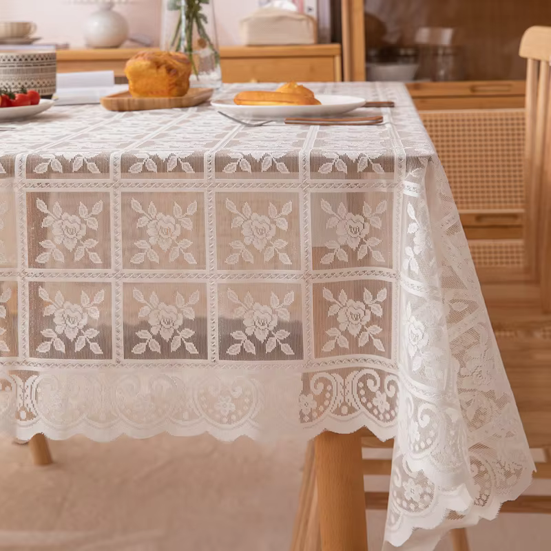 Nappe carrée Beige en dentelle ajourée