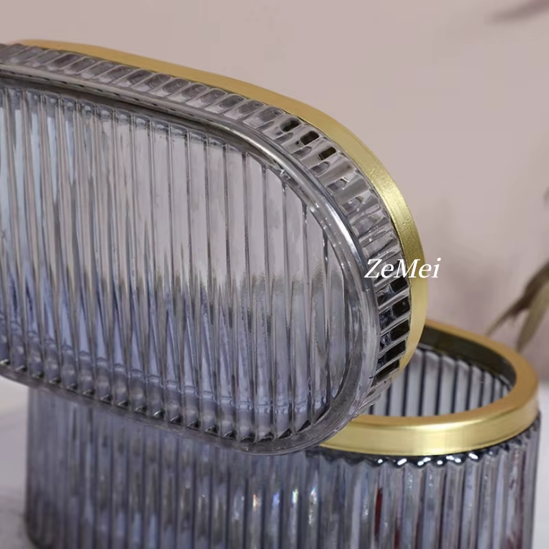 Pot de rangement en verre