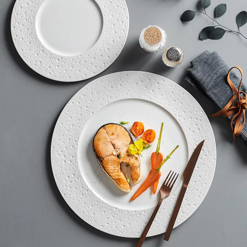 Vaisselle blanche pure assiette à Steak Cuisine occidentale usage domestique pâtes italiennes