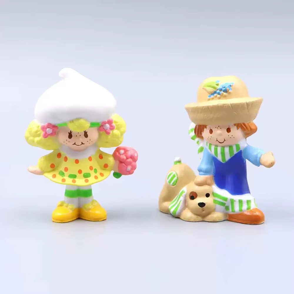 Figurine de fille fraise 6Cm, poupée Vintage Kawaii, décoration de gâteau, jouet de noël, cadeaux pour enfants, DIY bricolage