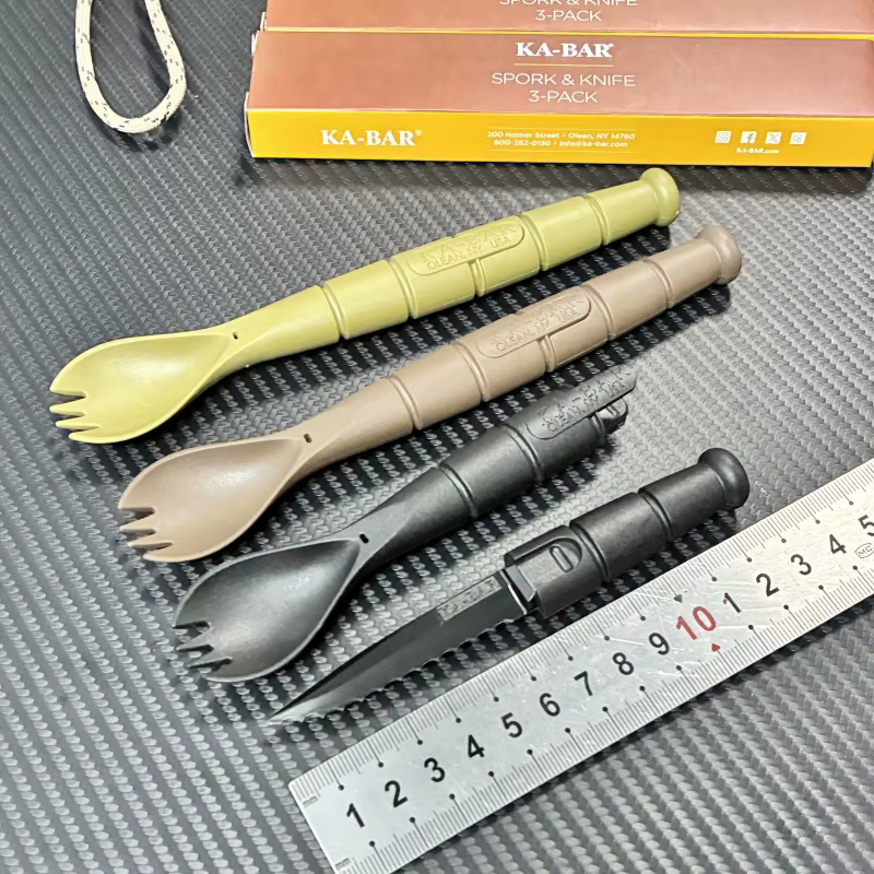 Mini ensemble de couverts tactiques EDC