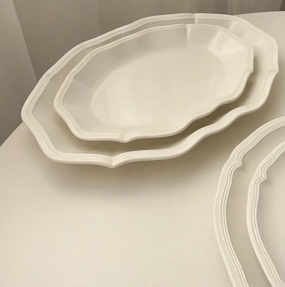 Livetai – assiette en céramique gaufrée blanche de Style rétro français avec garniture en dentelle