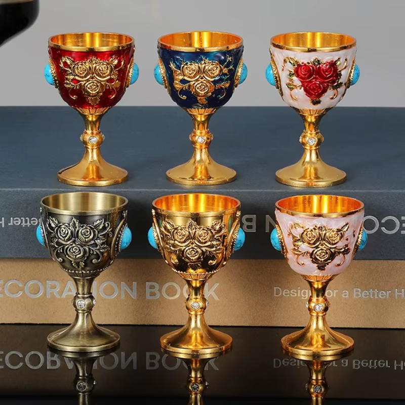 Verre à vin vintage européen
