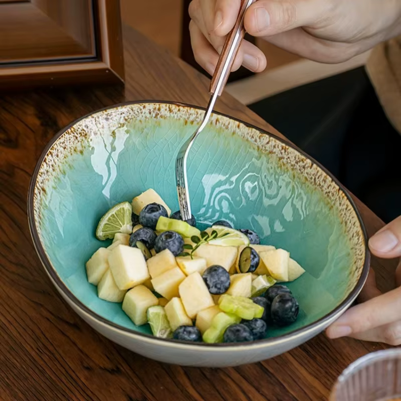 1 pièce Assiette de table en céramique bleu marine à glaçure craquelée de forme spéciale rétro