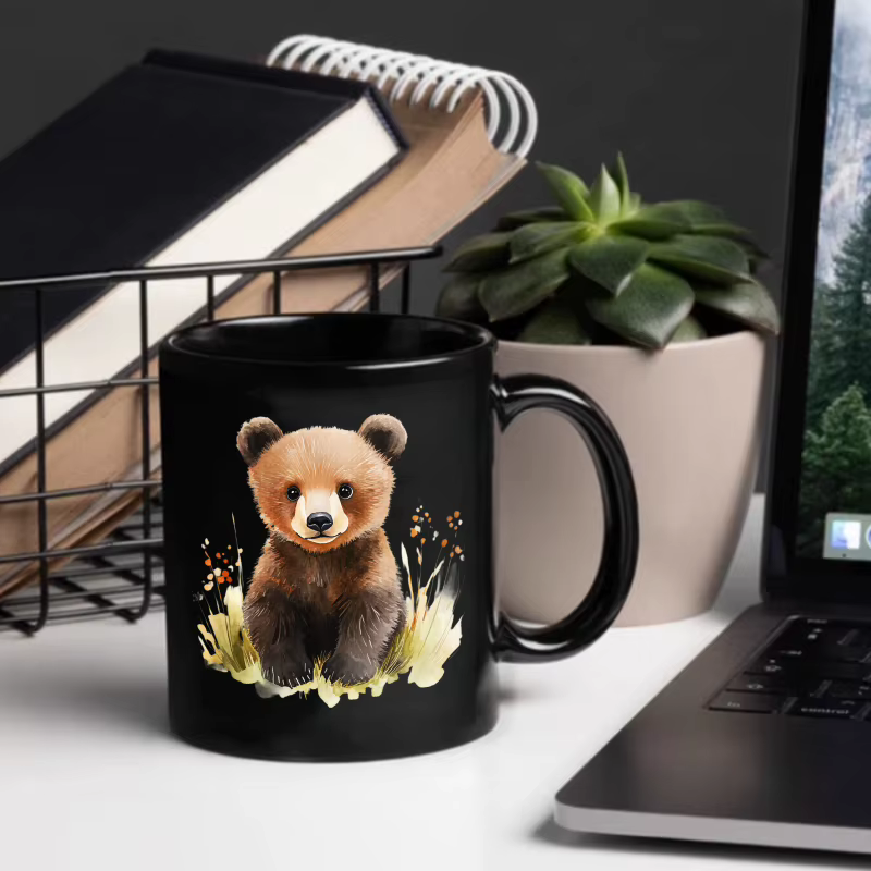 Tasse en céramique avec ours noir
