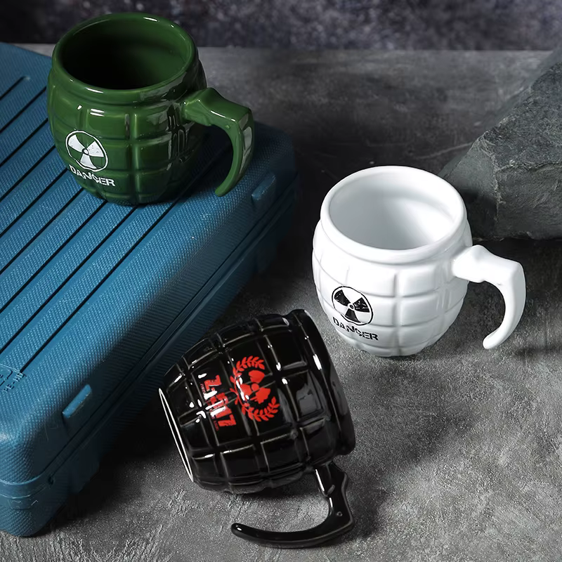 Tasse à grenade en céramique, mug