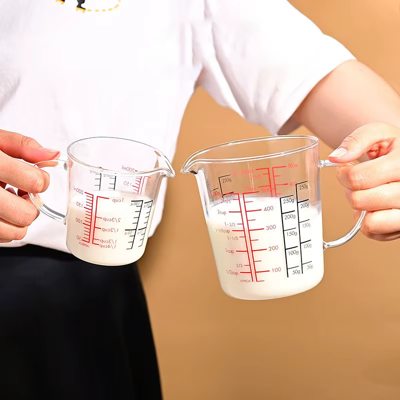Tasse à mesurer en verre résistant à la chaleur YWDL avec poignée