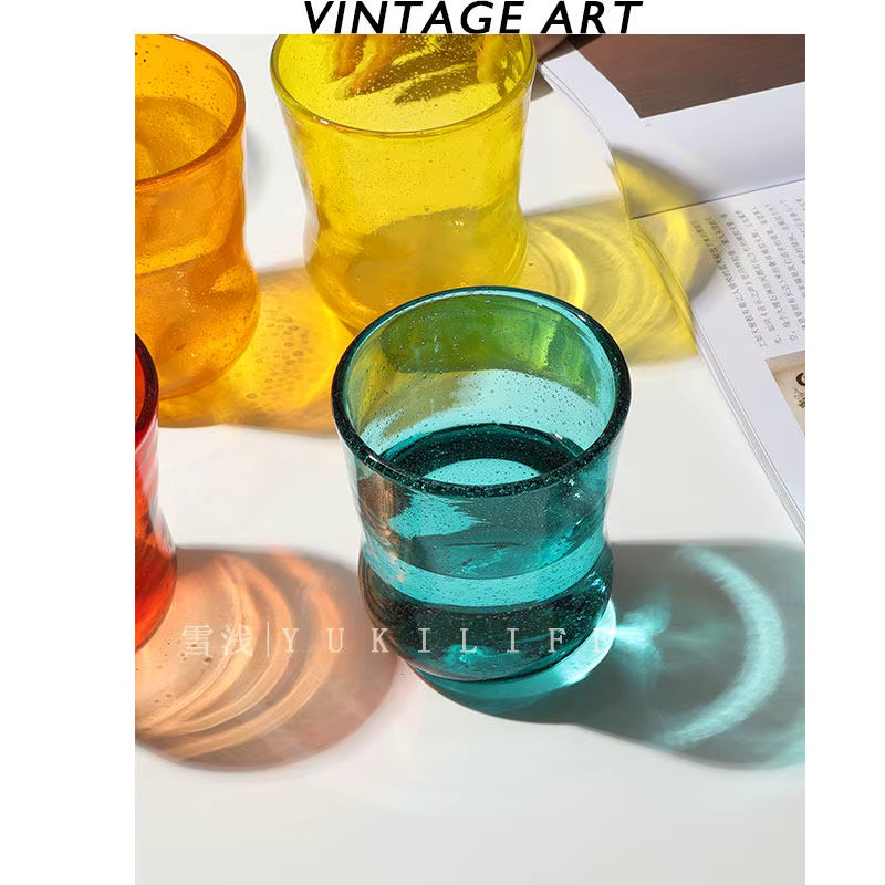 Verre à café en verre coloré