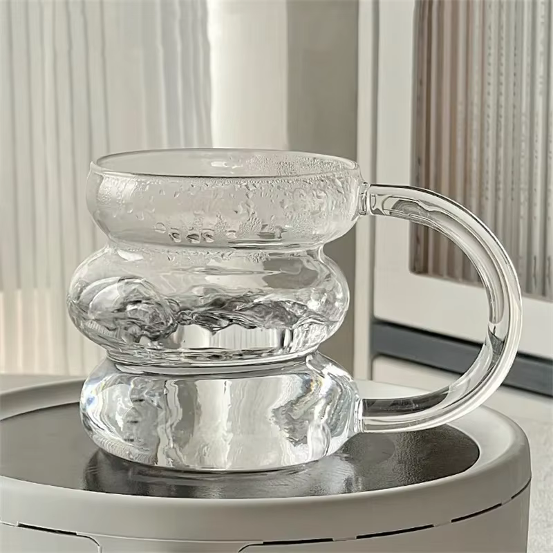 Tasse en verre transparente irrégulière de style Ins