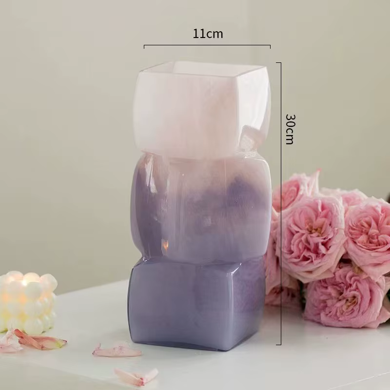 Vase en verre géométrique carré empilable marbré dégradé