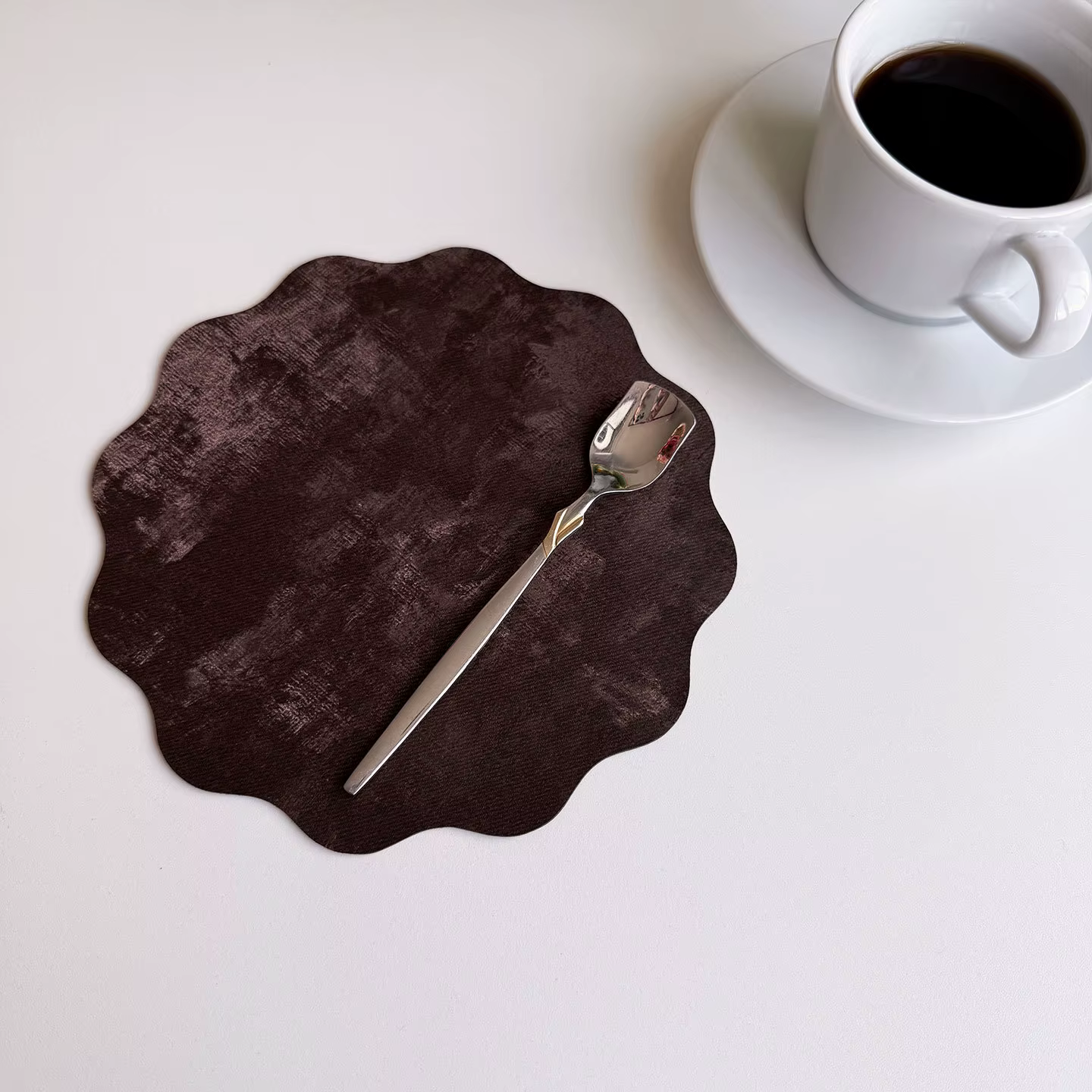 Sous-verre et set de table en similicuir velours