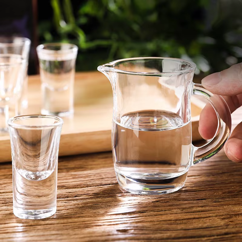 Ensemble de verres à vin avec poignée de 120ml