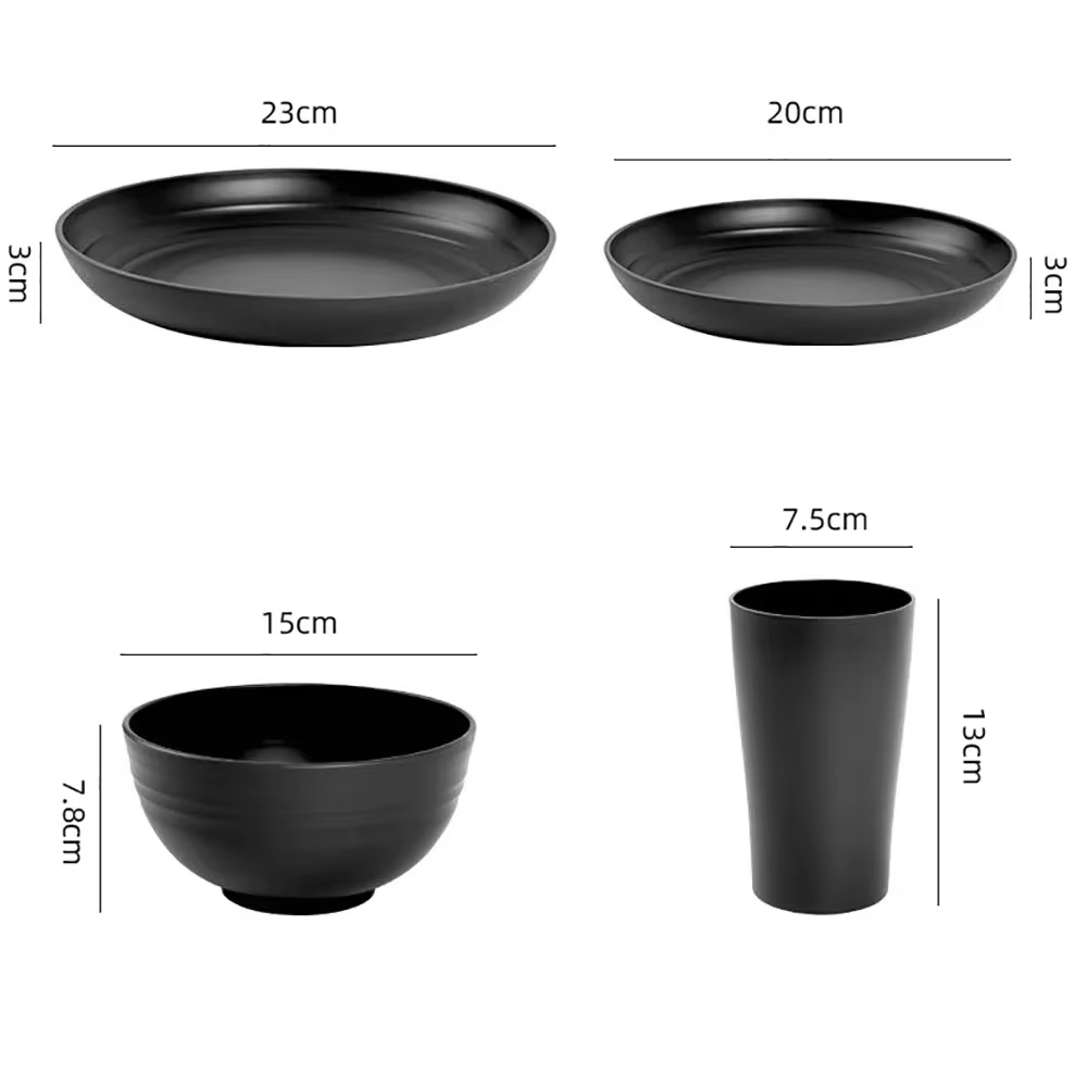 Ensemble de couverts en plastique noir
