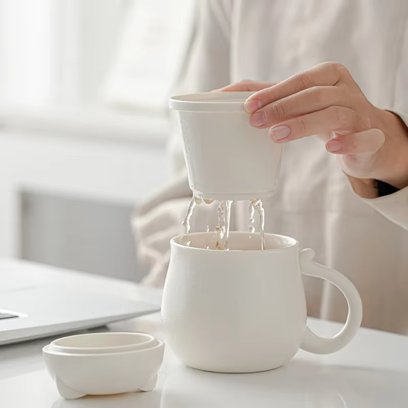 Tasse à thé chat porte-bonheur avec couvercle