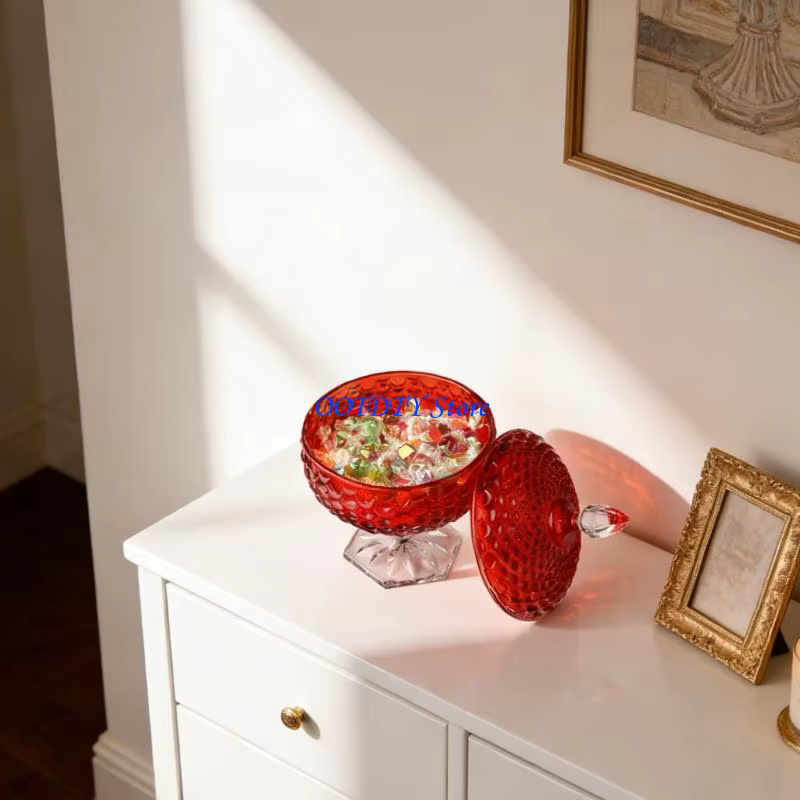 Pot à bonbons recouvert verre épaissi rouge gaufré avec couvercle pour le stockage collations