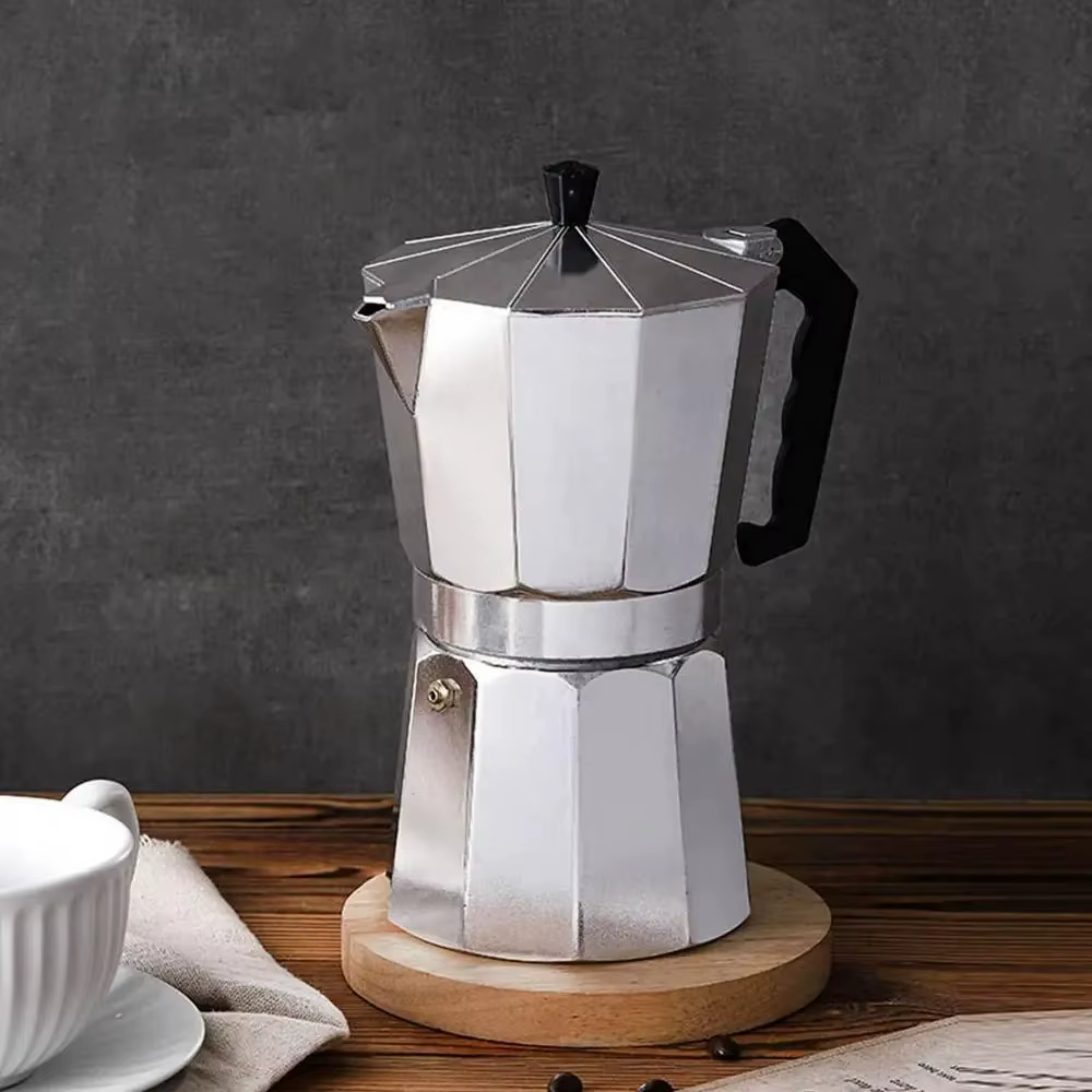 Cafetière Moka en aluminium octogonale