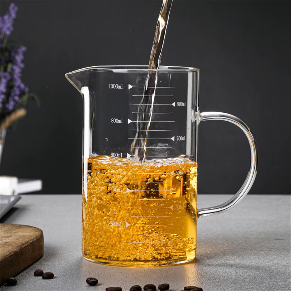Tasse à mesurer en verre avec poignée