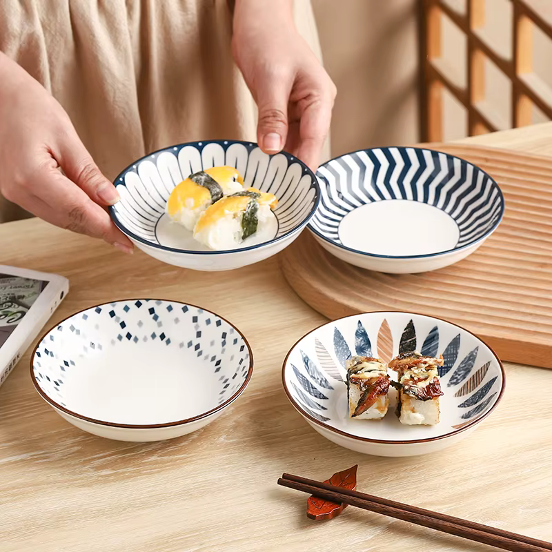 Ensemble d'assiettes en céramique minimalistes de 4 pièces de 5.6 pouces