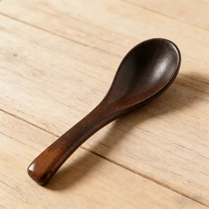 Ensemble de vaisselle en céramique japonaise vintage : cuillères à soupe