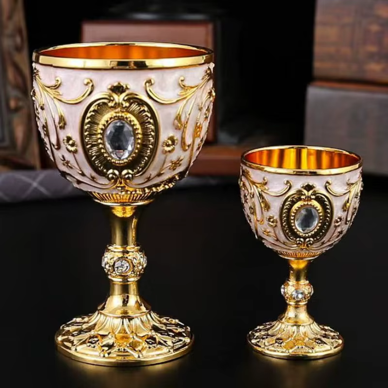 Verre à vin, tasse à Vodka esprit sculpté
