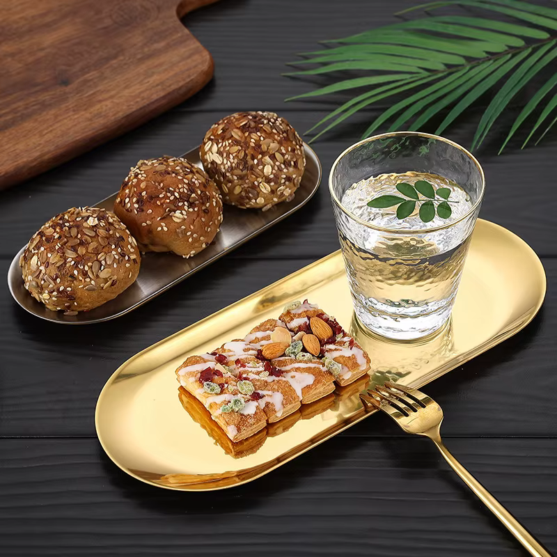 Assiette à manger en acier inoxydable doré